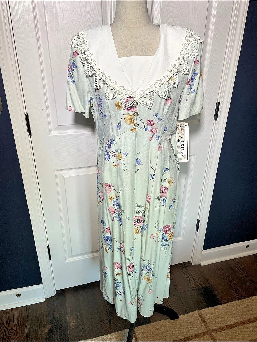 NWT Vintage SL Petites Pastel Floral Dress Scalloped Lace Sailor Collar Size 12